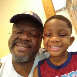 Meet your Posher, Dontae